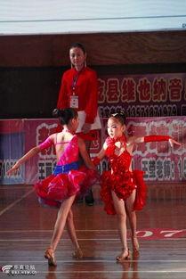 成人军旅舞蹈国庆节视频,共筑强国梦