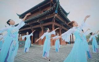 成人节日舞蹈完整视频,一场精彩纷呈的节日舞蹈盛宴