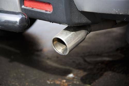 成人排气放屁操作视频,告别尴尬瞬间