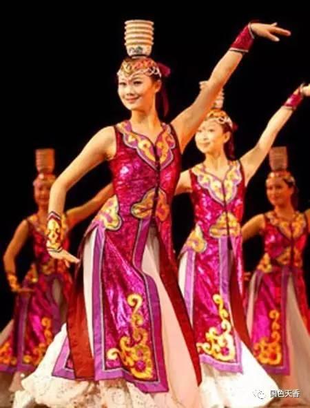 宽甸成人舞蹈民族舞视频