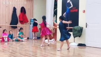 成人舞蹈合集独舞视频,成人舞蹈合集独舞风采赏析