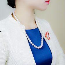 珍珠链衣服成人趣味视频